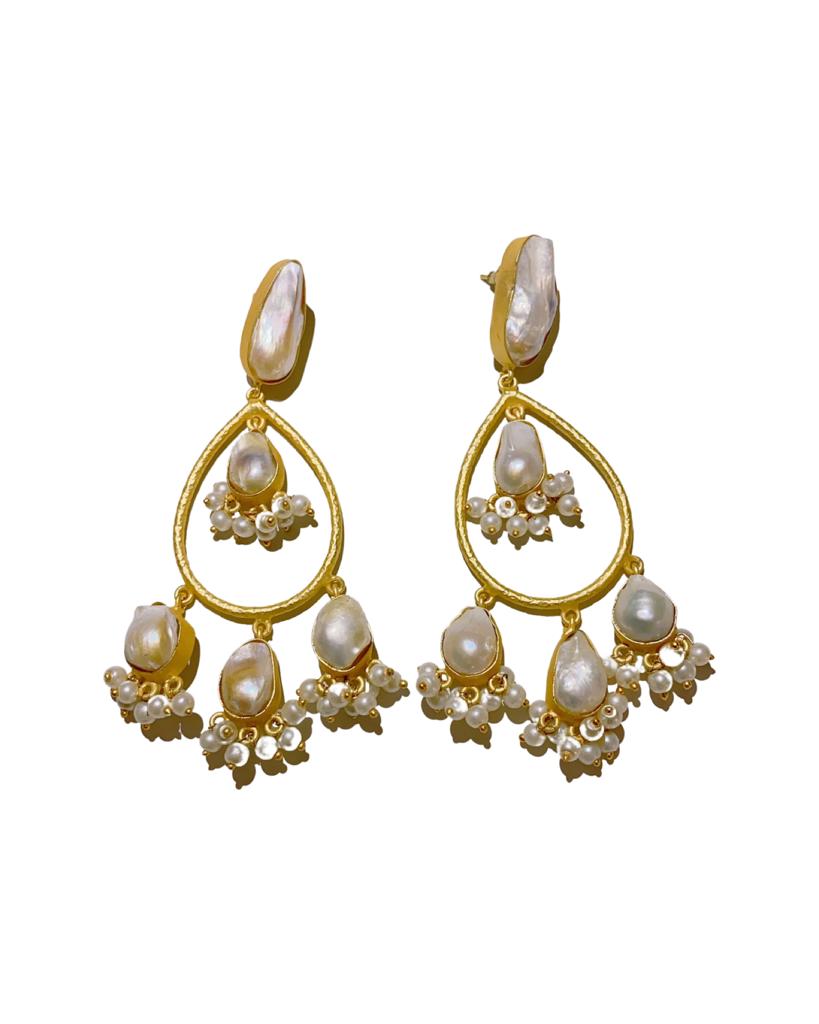 Bonita Pearl Earring